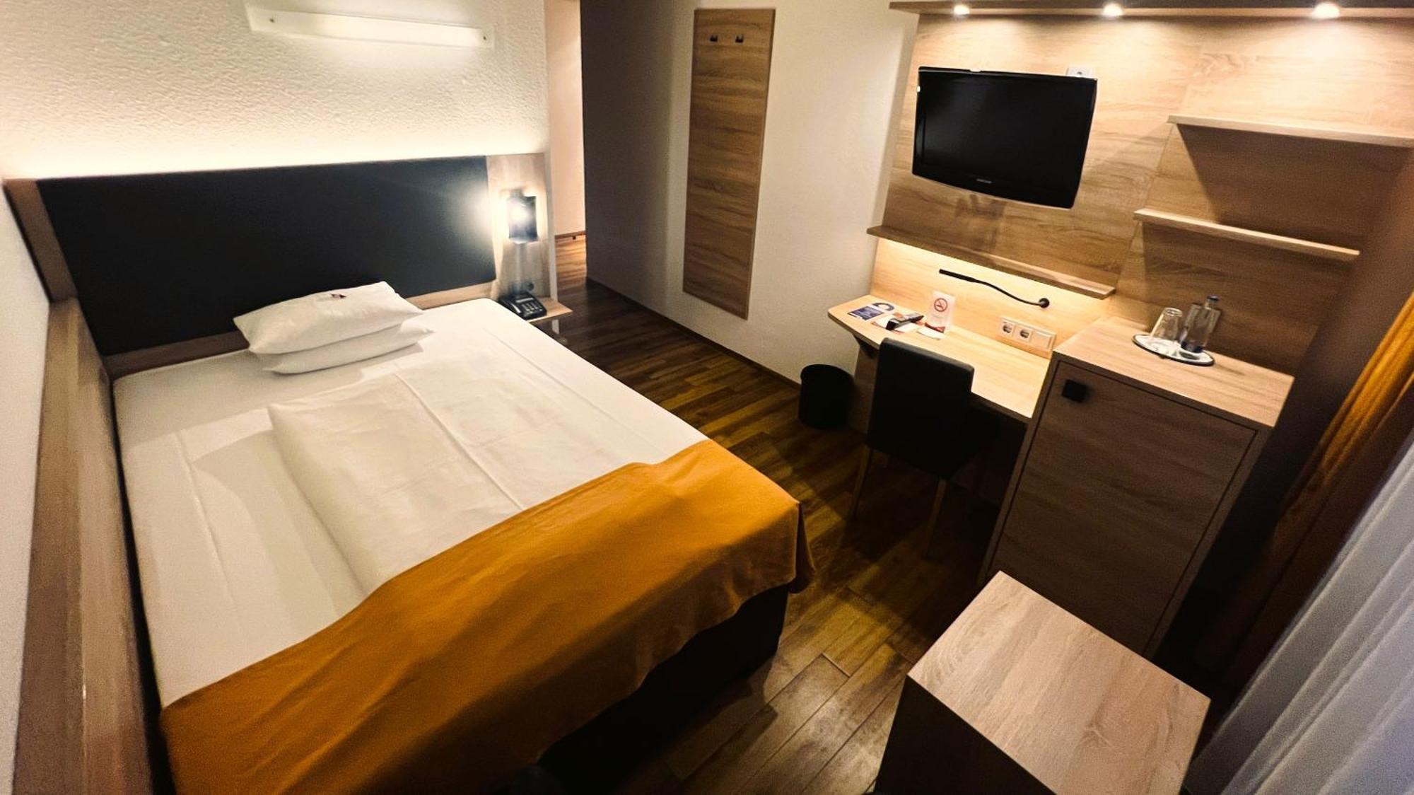 Arvena Messe Hotel Nürnberg Exteriör bild
